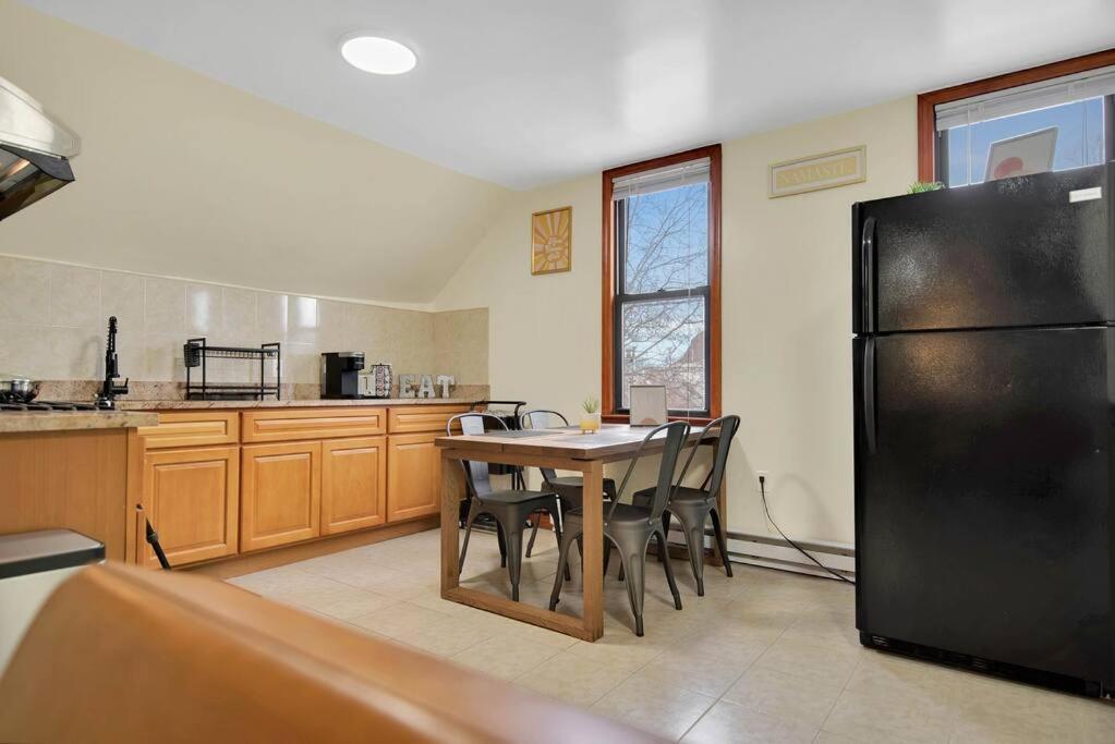 Golden Gem In Heart Of East Rock Quiet 3Br Near Dt And Yale Apartman New Haven Kültér fotó