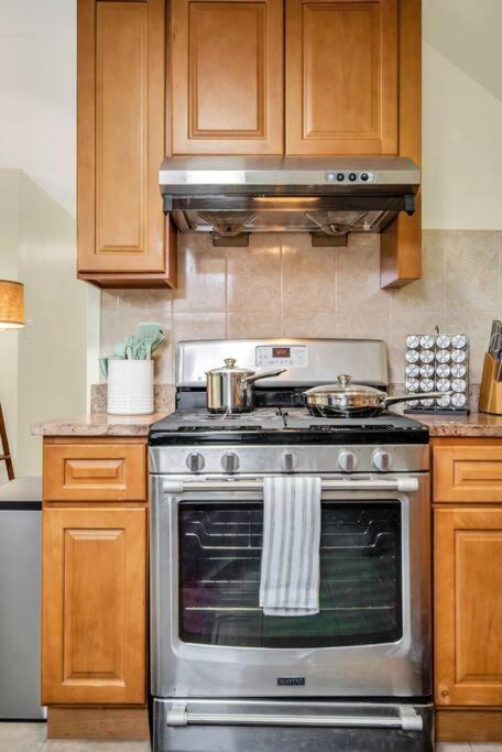 Golden Gem In Heart Of East Rock Quiet 3Br Near Dt And Yale Apartman New Haven Kültér fotó